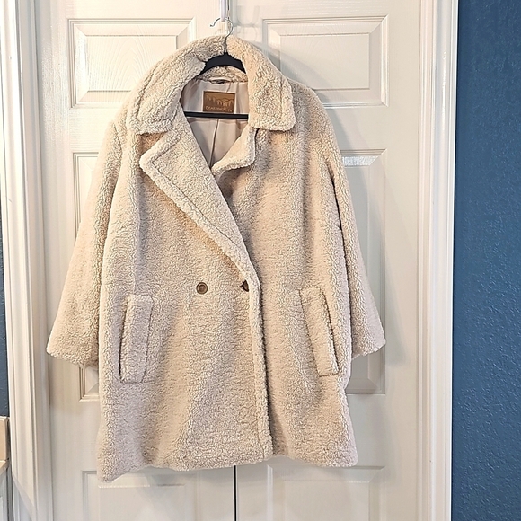 NWT Bearpaw Sherpa Fleece Mid Length Women's Coat. Button Closure, Cream Size 2X - Picture 1 of 9